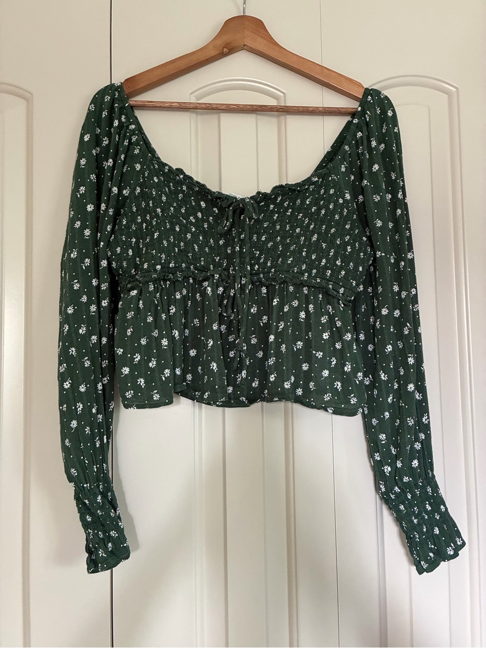 American Eagle Outfitters Forest Green Floral Smocked Peplum Crop Top
